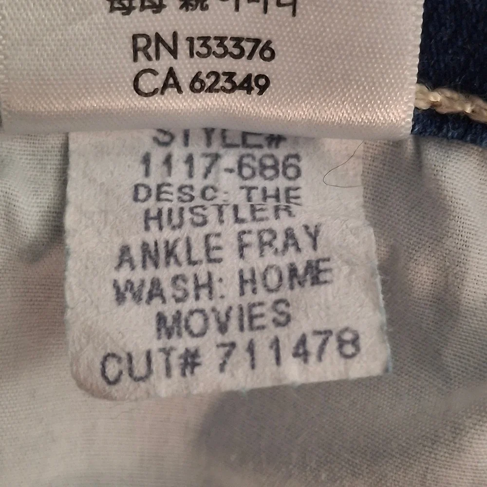 Mother The Hustler Ankle Fray Jeans Size 27 in Home Movies Wash Blue Flare